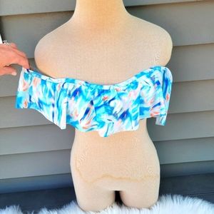 Hollister Swim Top M